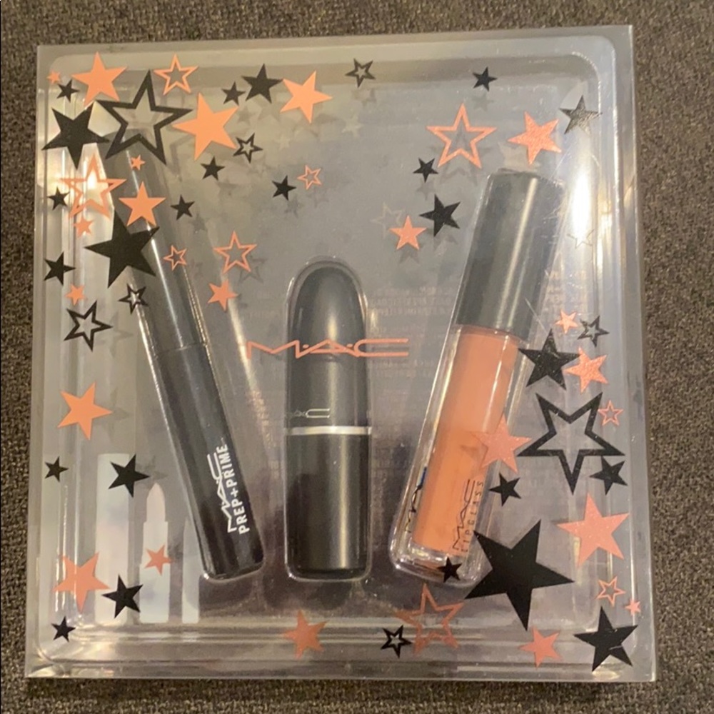 MAC  Stars of the Party kit: Neutral 3 piece set